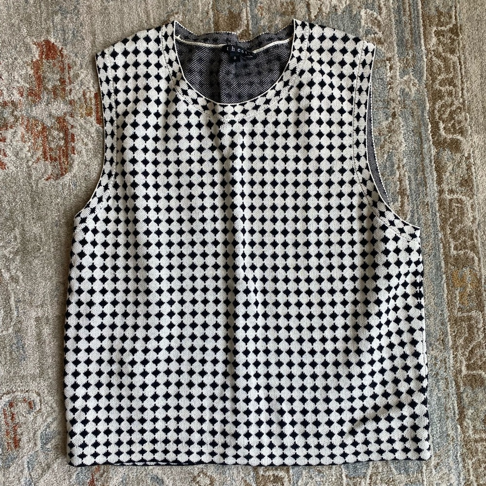Theory sweater vest